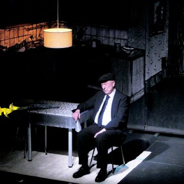 Dudenhöffer bietet theatralisches „Kabarett noir“