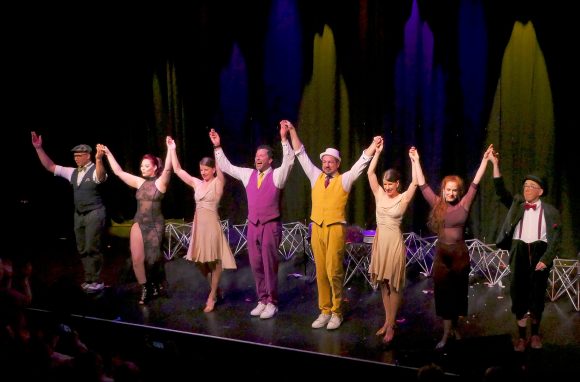 Standing Ovations und ausverkauftes Haus